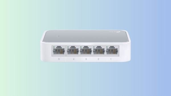 Trang bị 5 cổng RJ45 10/100Mbps, kết nối đồng thời nhiều thiết bị