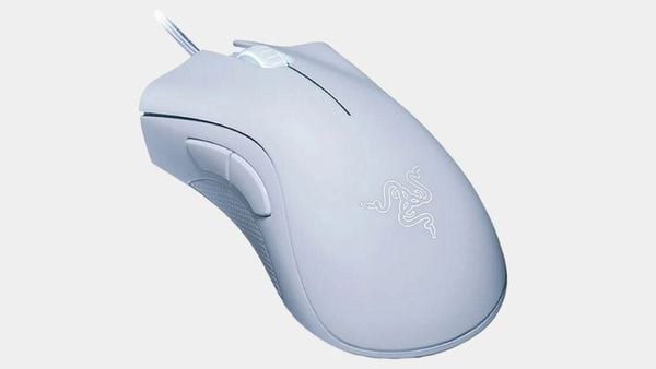 Chuột Gaming Razer DeathAdder Essential được thiết kế với hình dáng công thái học, giúp bạn thoải mái sử dụng trong những buổi chơi game dài mà không gây mệt mỏi cho tay.